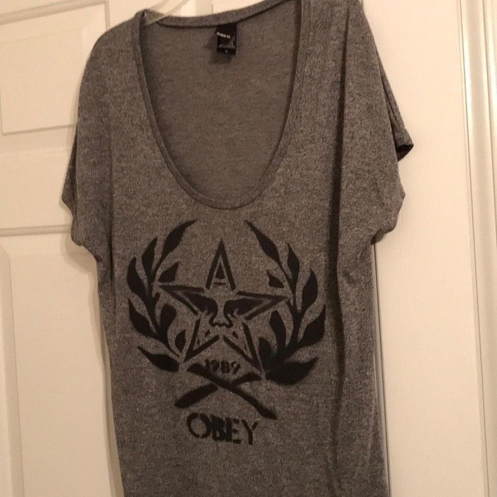 OBEY black and grey tee!